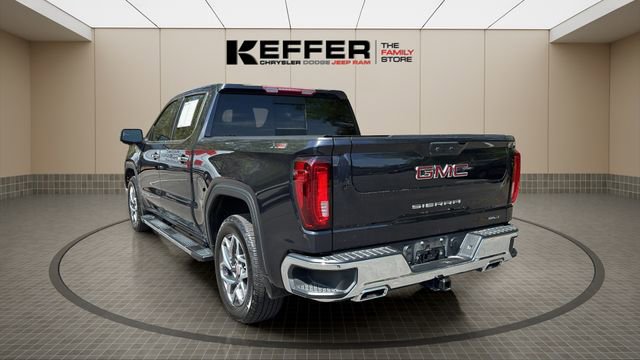 Used 2023 GMC Sierra 1500 SLT w/ SLT Premium Package image 3