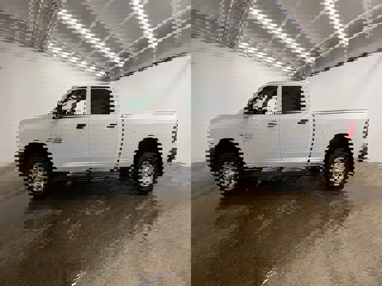 Used 2017 RAM 3500 Tradesman w/ Popular Equipment Group image 3