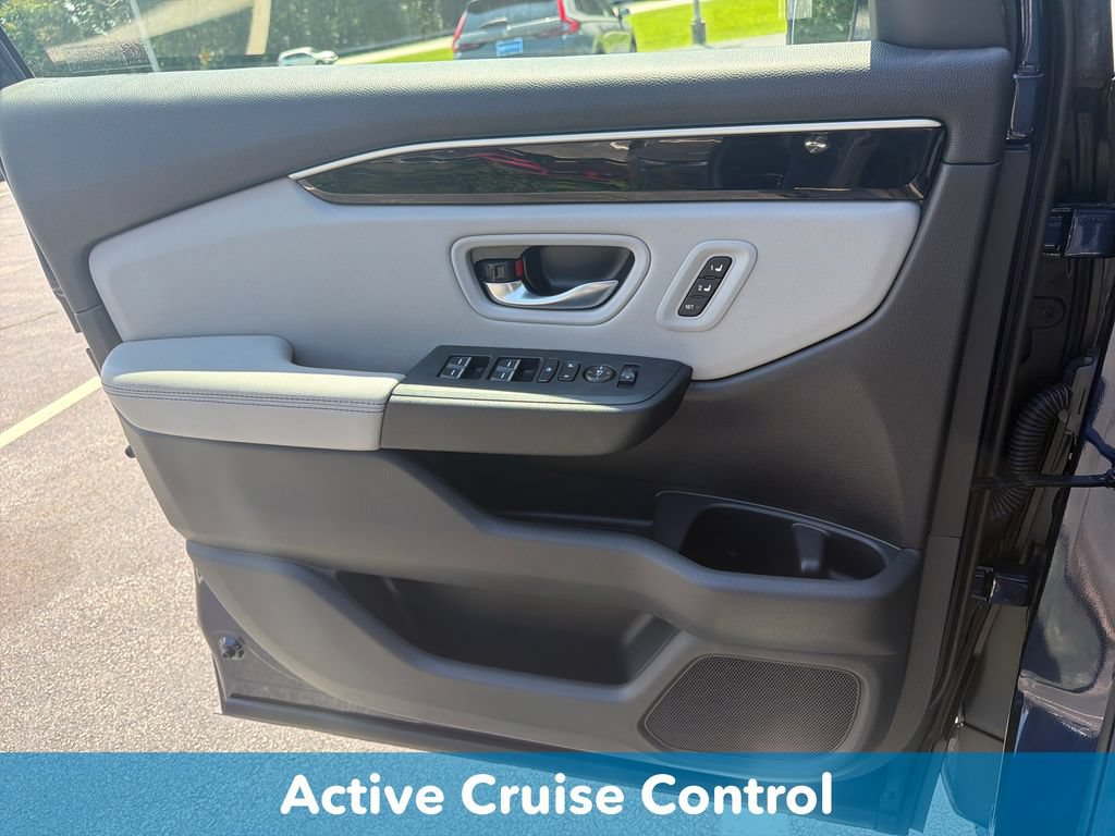 Used 2025 Honda Pilot EX-L image 13