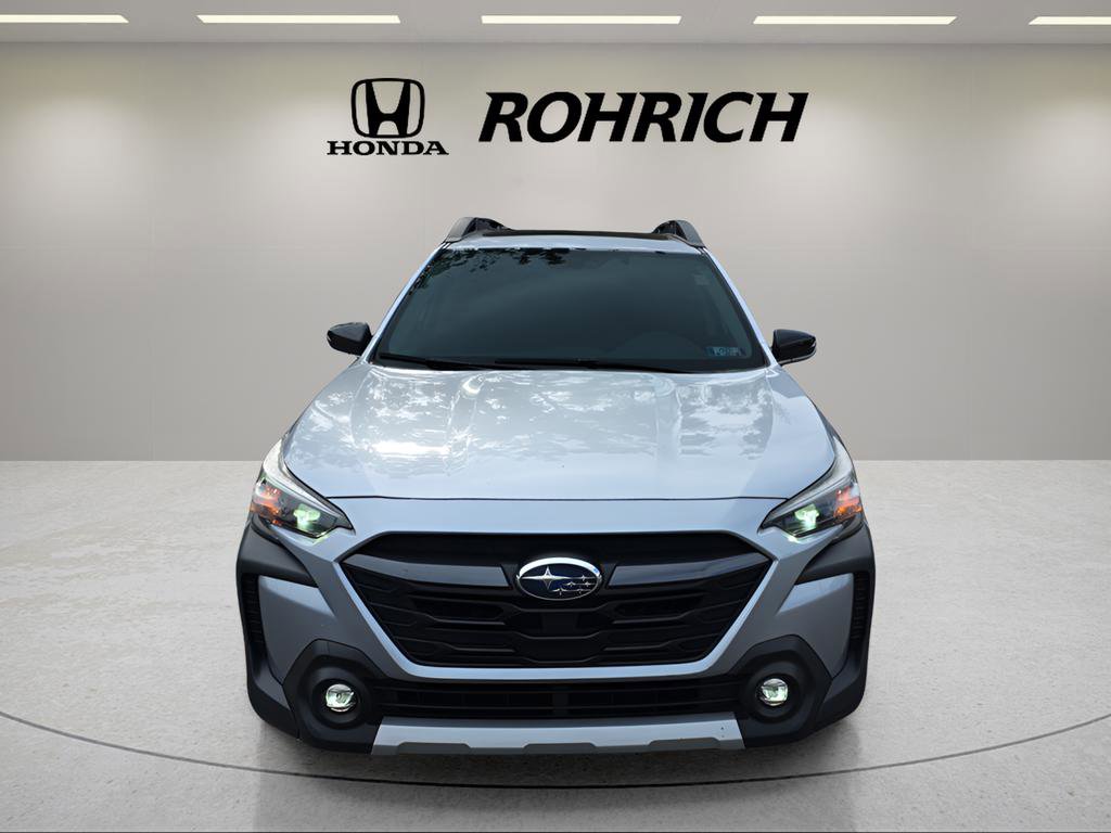 Used 2023 Subaru Outback Limited image 2