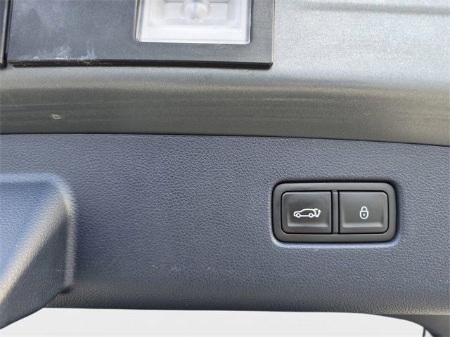 Used 2023 Genesis GV70 2.5T w/ Sport Prestige Package image 16