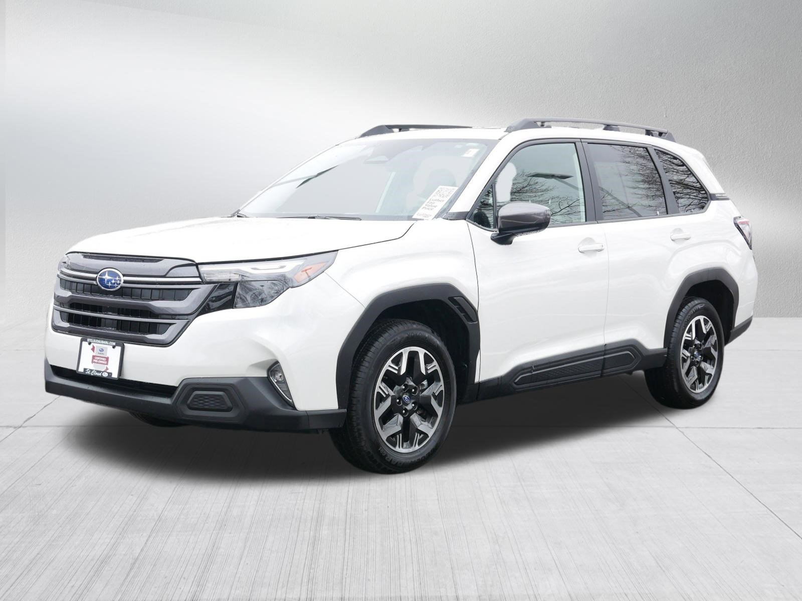 Certified 2025 Subaru Forester Premium image 3