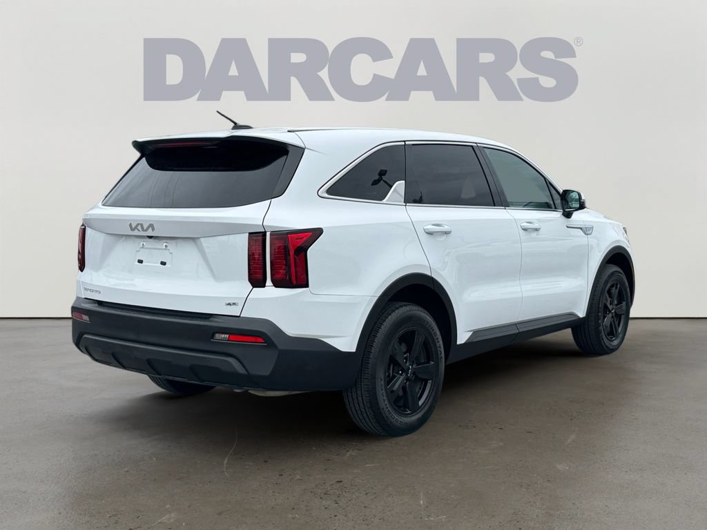 Used 2023 Kia Sorento LX AWD/4WD image 5