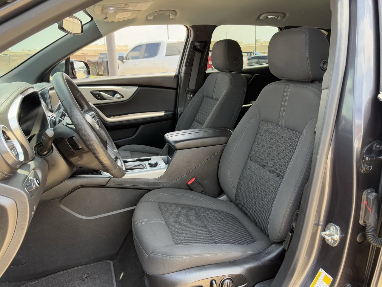 Used 2021 Chevrolet Blazer LT FWD image 23