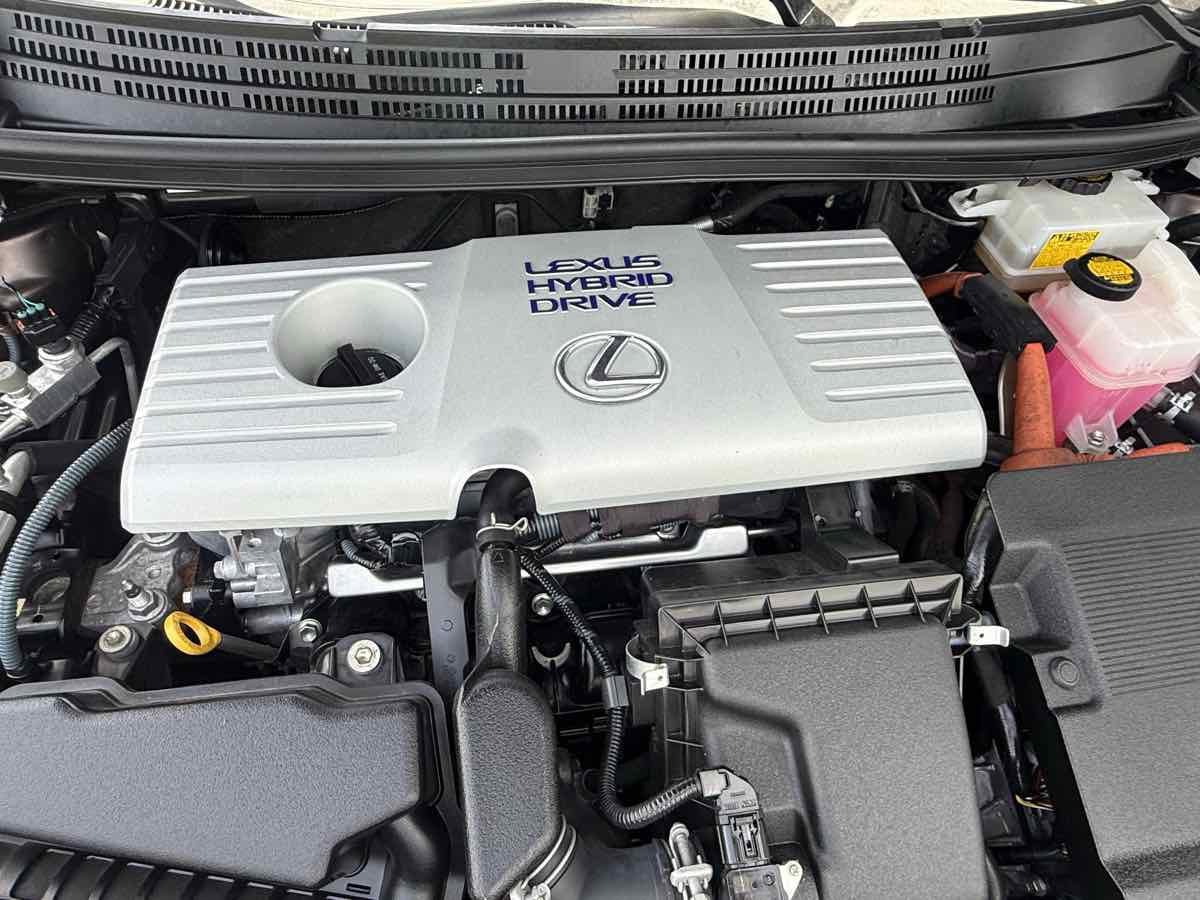 Used 2014 Lexus CT 200h FWD image 28