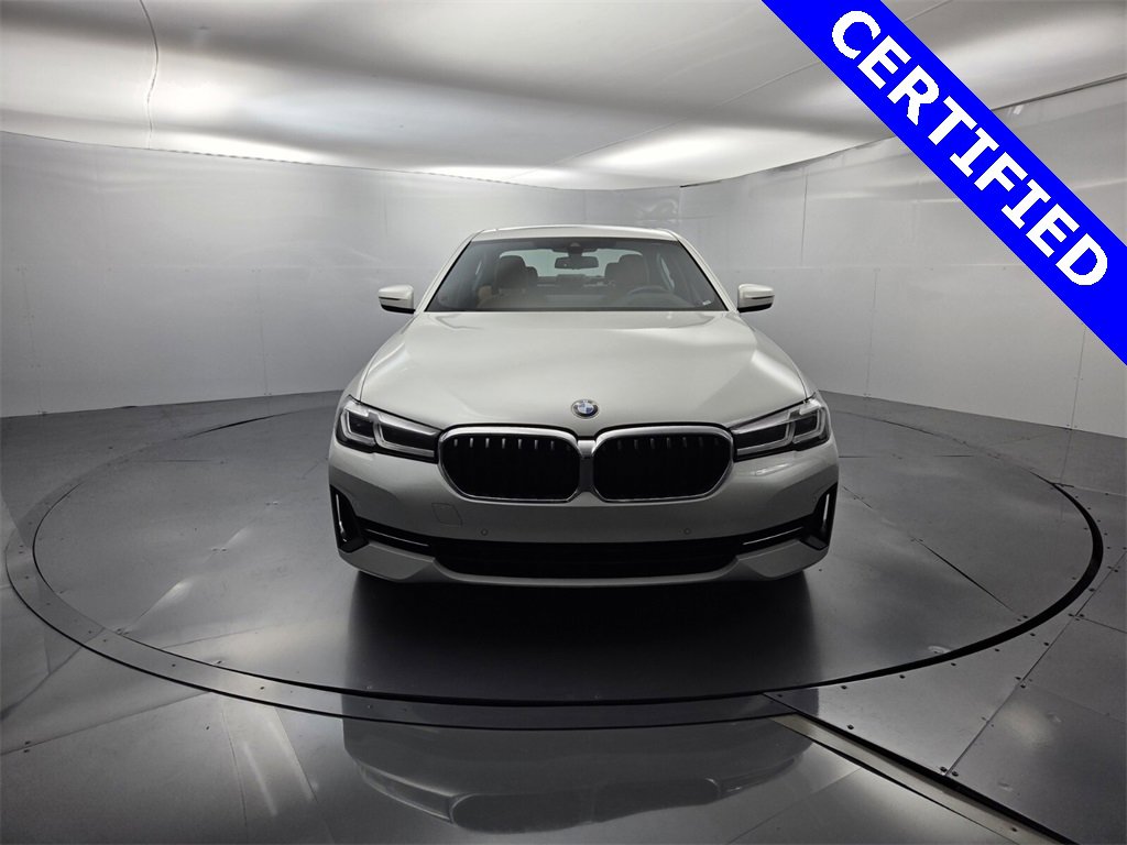 Certified 2022 BMW 540i w/ Premium Package image 3