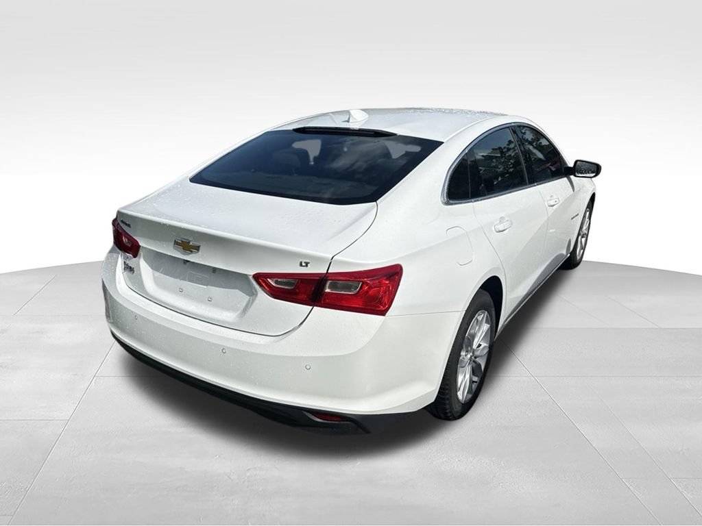 Used 2025 Chevrolet Malibu LT FWD image 6