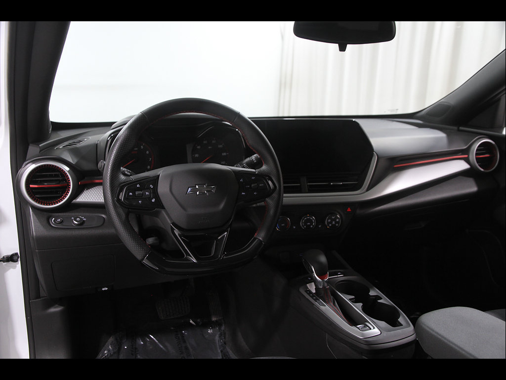 Certified 2024 Chevrolet Trax RS FWD image 6