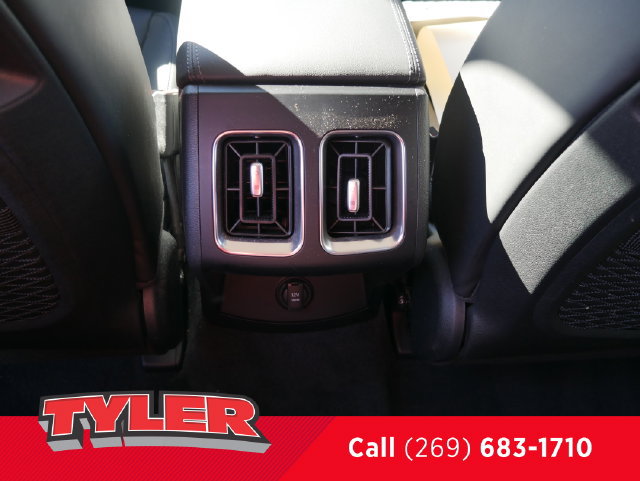 Used 2025 Kia Sorento S w/ Panoramic Sunroof Package AWD/4WD image 39