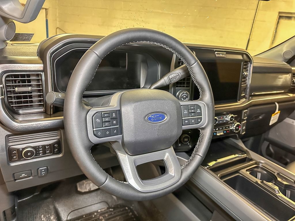 New 2026 Ford F350 Lariat w/ Black Appearance Package image 23