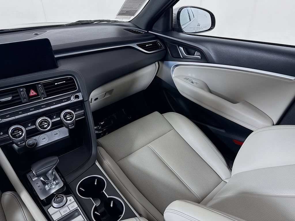 Used 2023 Genesis G70 2.0T AWD/4WD image 25