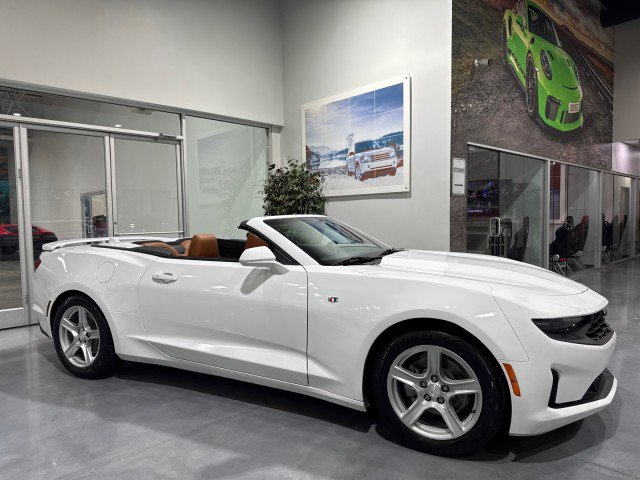Used 2021 Chevrolet Camaro LT RWD image 28