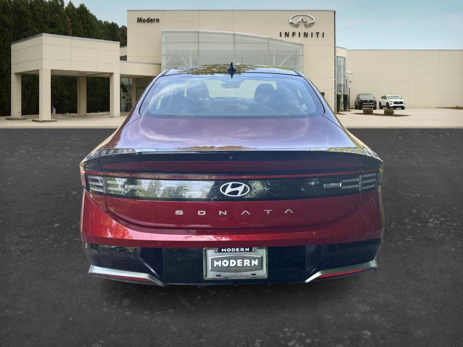 Used 2025 Hyundai Sonata SEL FWD image 22