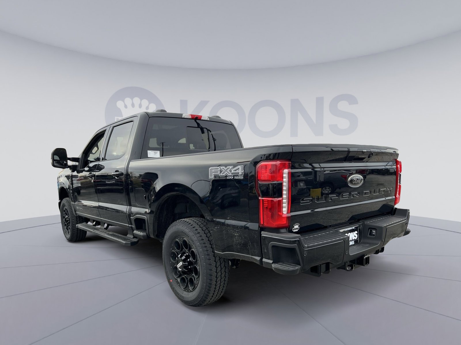 New 2026 Ford F250 Lariat w/ Black Appearance Package image 4