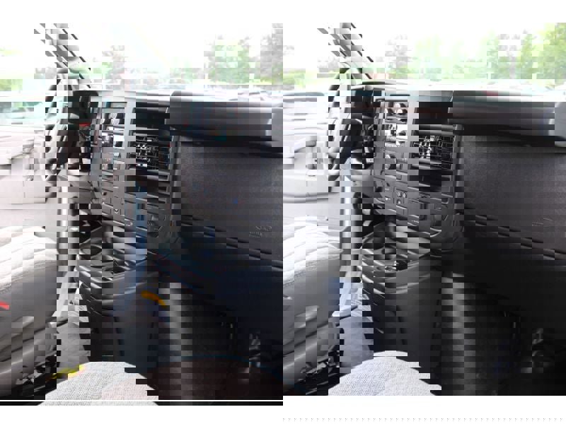 New 2025 Chevrolet Express 2500 w/ Driver Convenience Package image 27