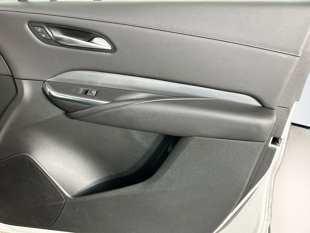 Used 2024 Cadillac XT4 Premium Luxury AWD/4WD image 34