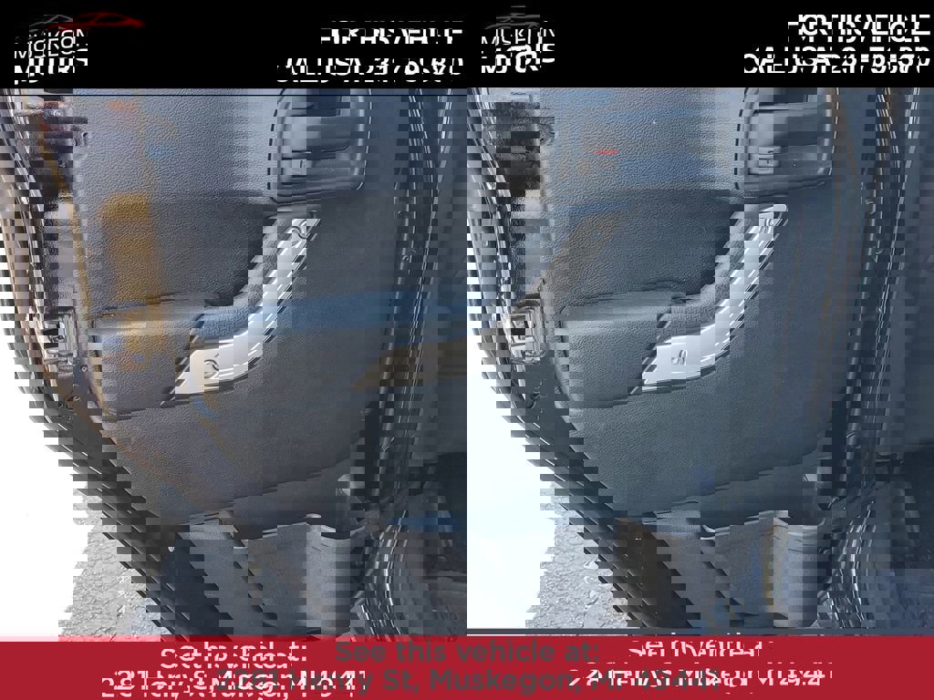 Used 2016 Jeep Wrangler Unlimited Sahara image 9