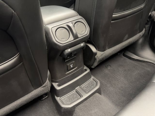 Used 2021 Jeep Wrangler Unlimited Sahara image 23