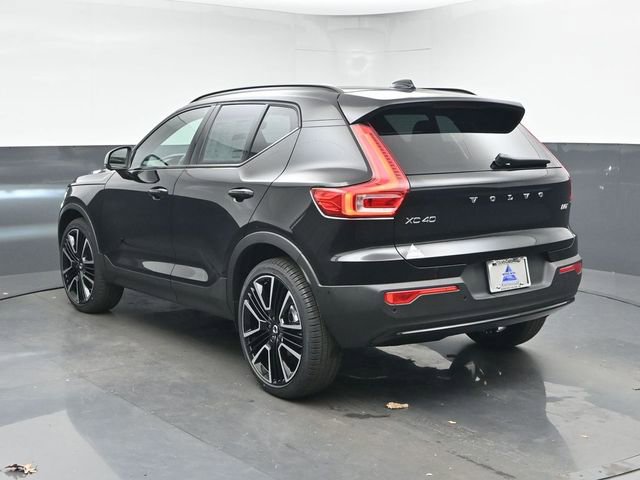 New 2026 Volvo XC40 B5 Ultra w/ Protection Package Premier image 6