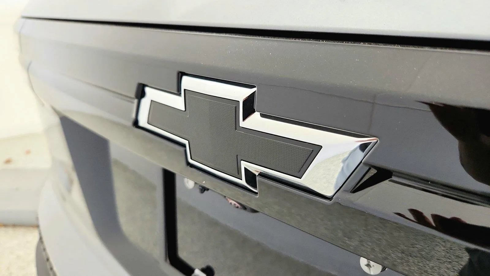 New 2027 Chevrolet Traverse LT w/ Midnight/Sport Edition FWD image 34