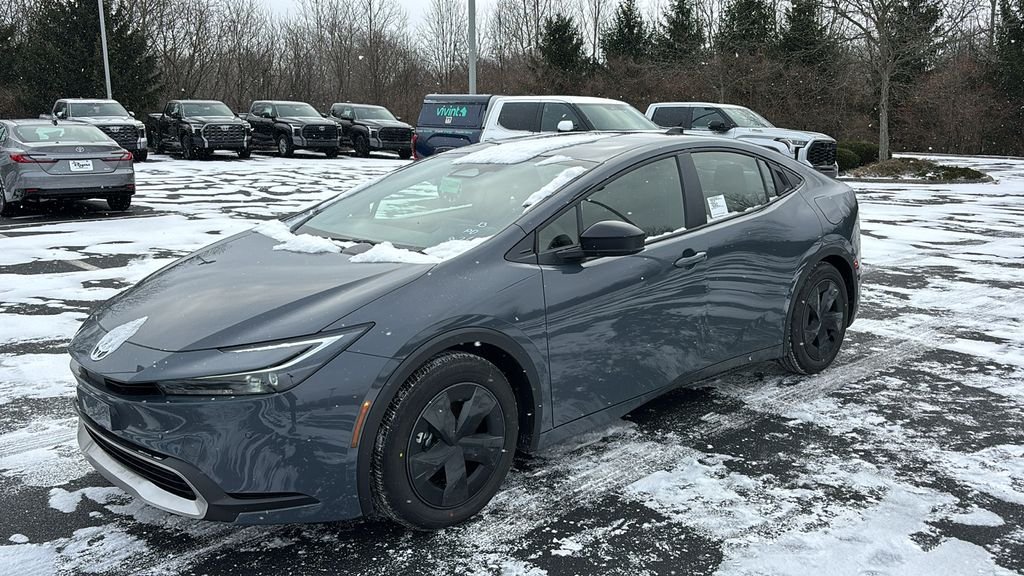 New 2026 Toyota Prius Plug-In Hybrid FWD image 2