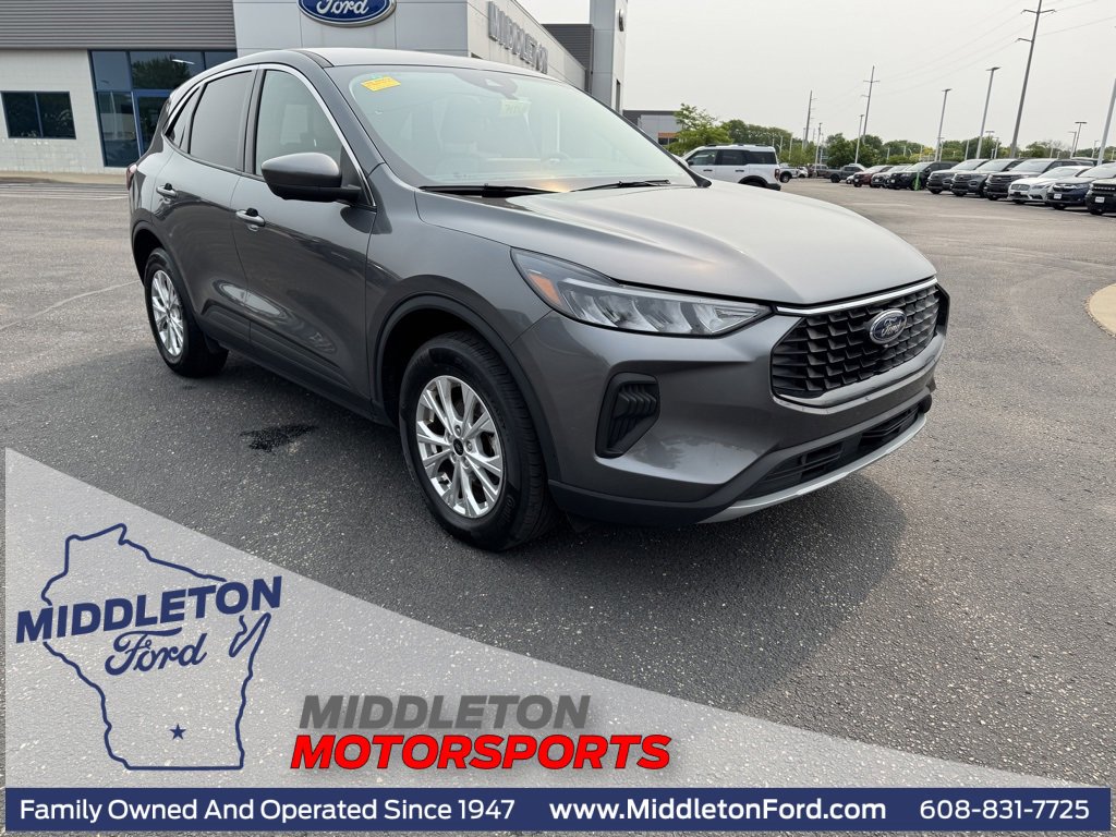 Used 2023 Ford Escape Active w/ Tech Pack #2 image 1