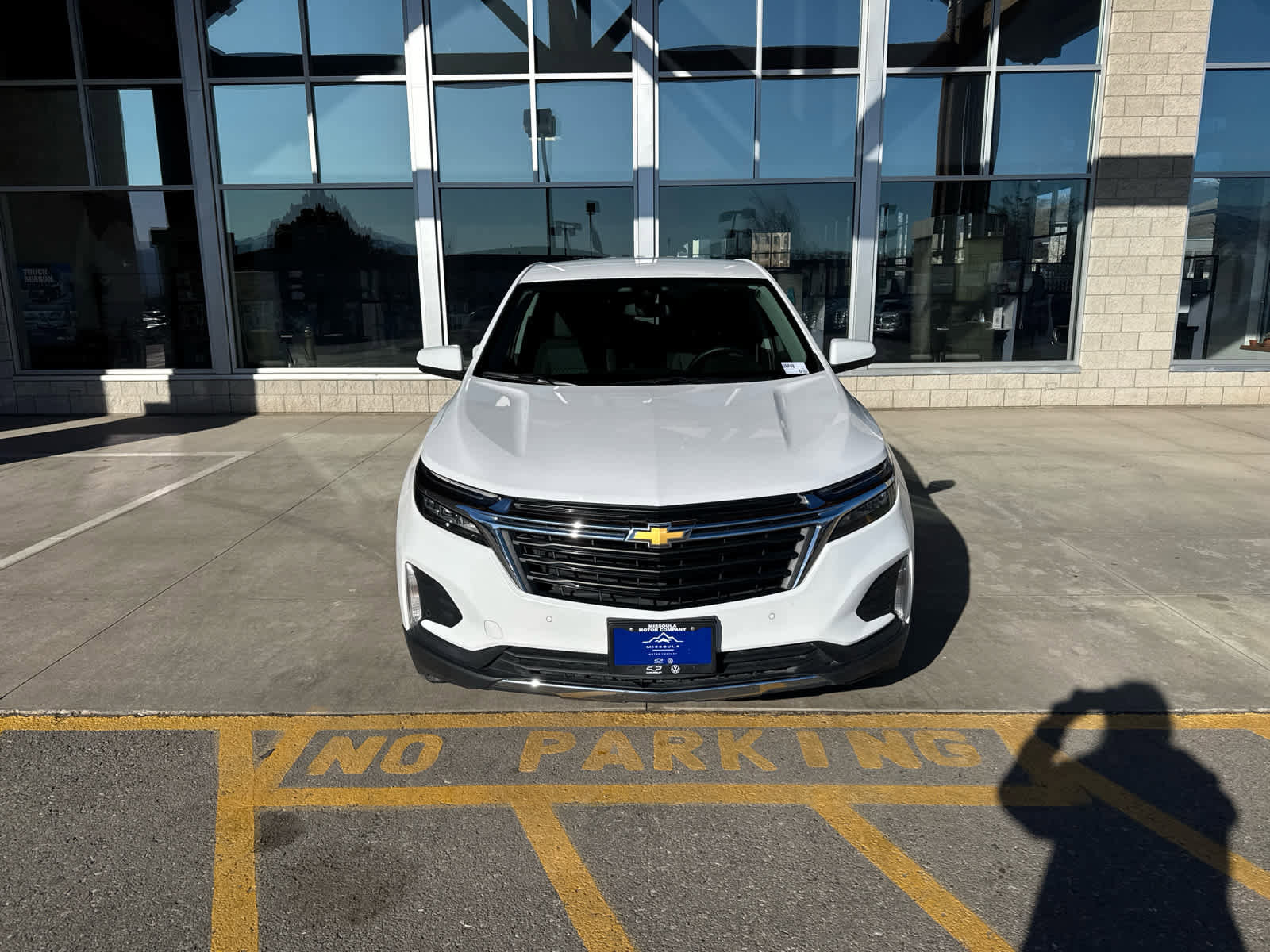 Certified 2024 Chevrolet Equinox LT image 2