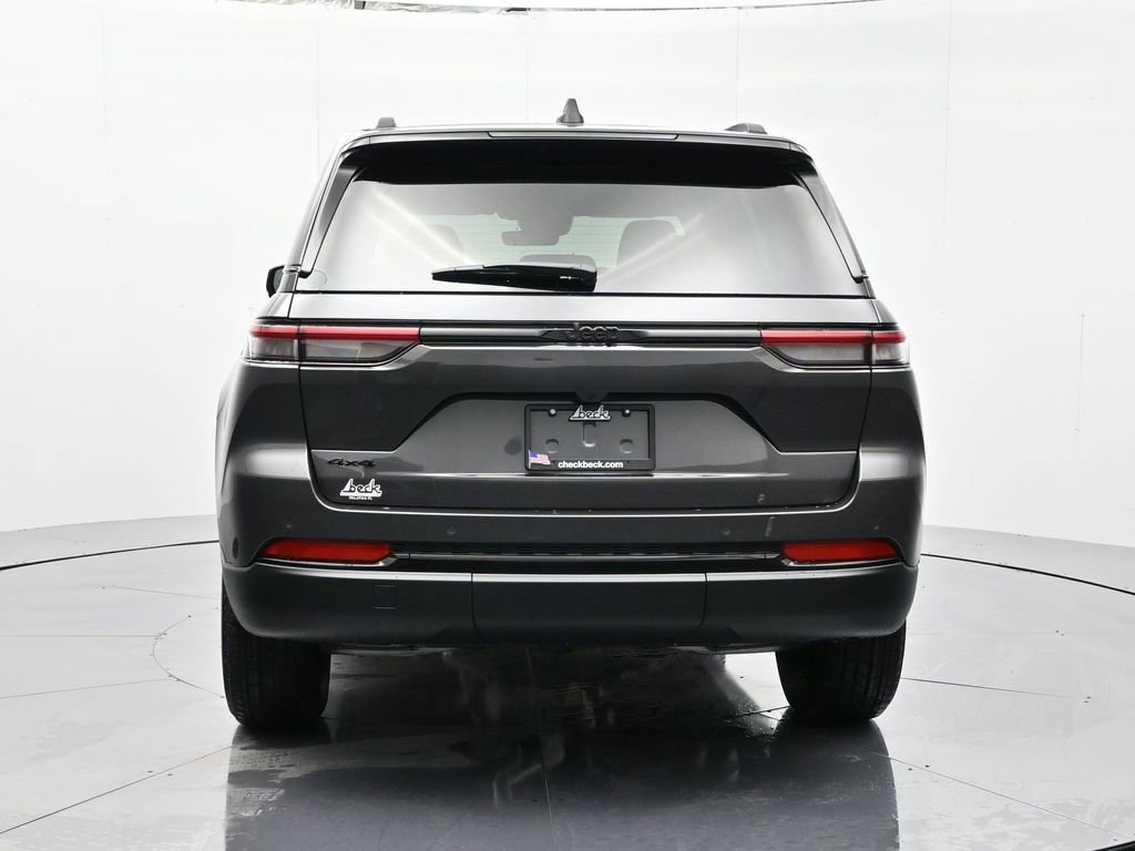 New 2025 Jeep Grand Cherokee Altitude image 7