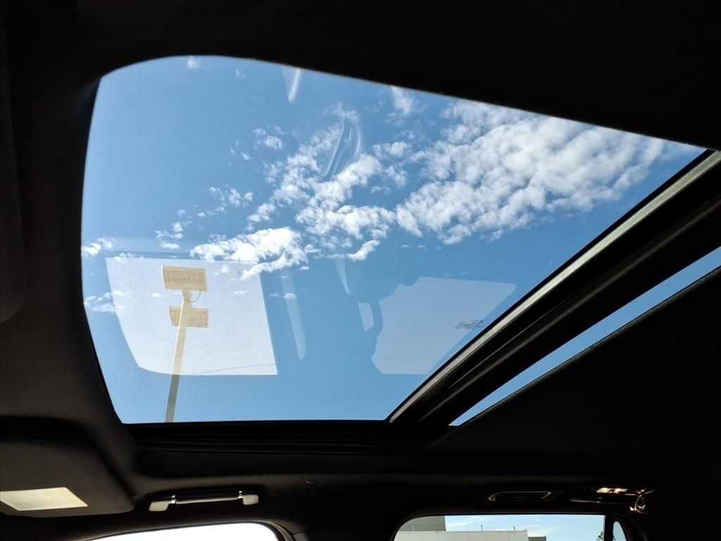 Used 2023 Lincoln Navigator Reserve image 16