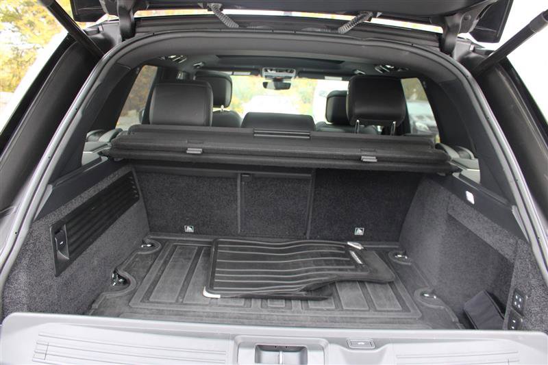 Used 2020 Land Rover Range Rover HSE image 31