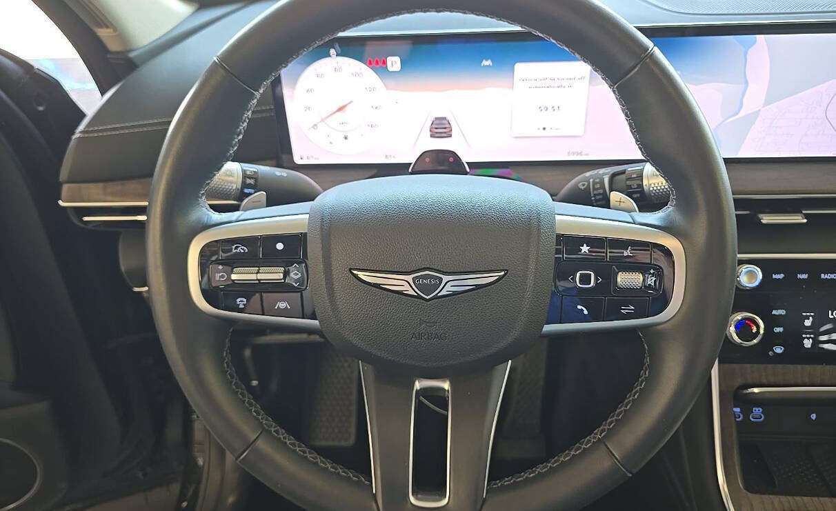 Used 2025 Genesis GV80 2.5T Advanced AWD/4WD image 13