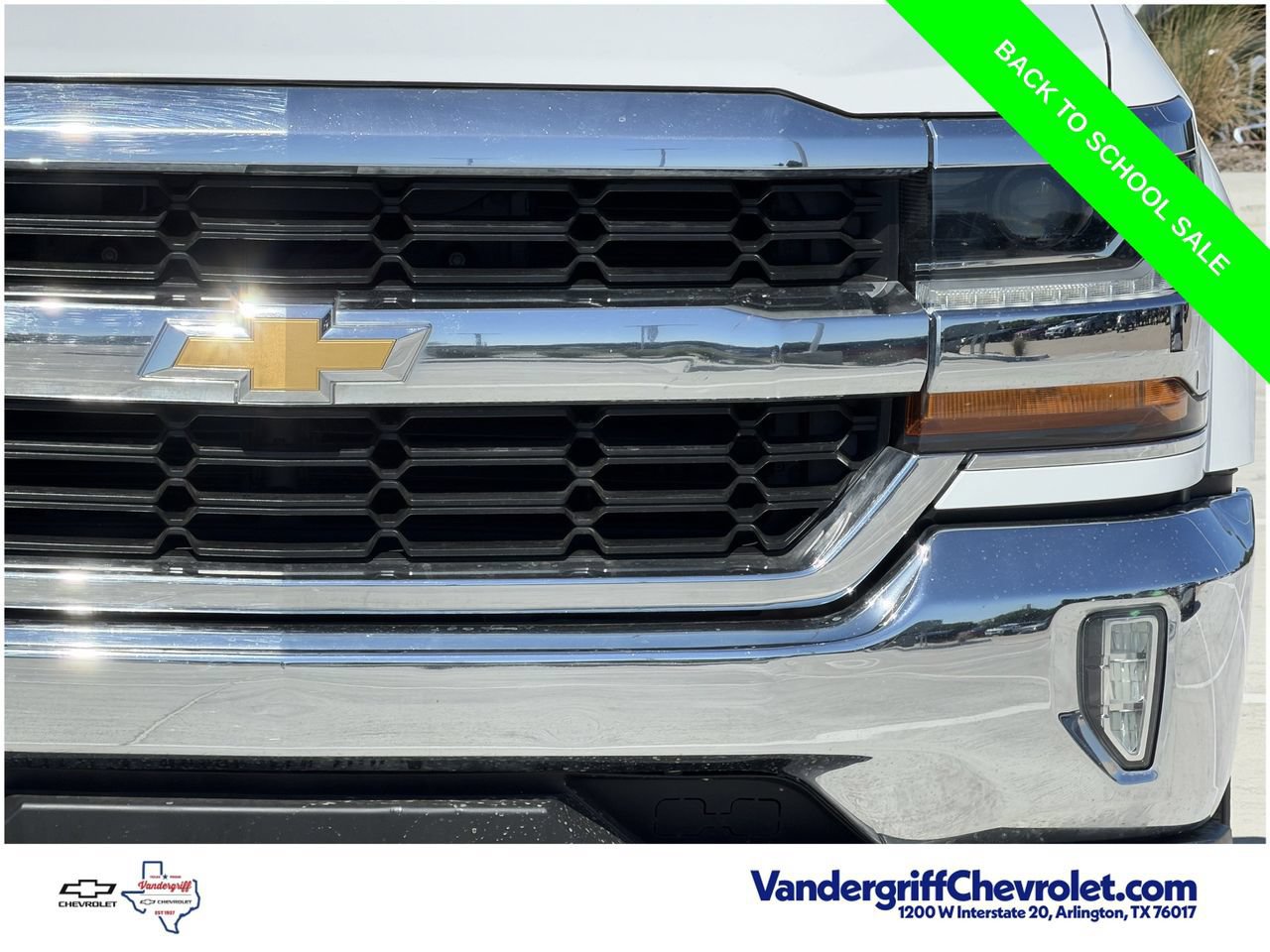 Used 2017 Chevrolet Silverado 1500 LT w/ Texas Edition RWD image 8