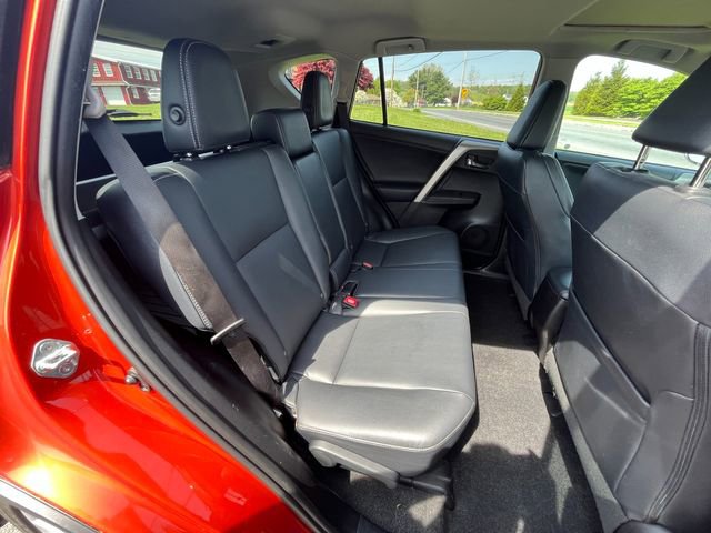 Used 2015 Toyota RAV4 Limited image 31
