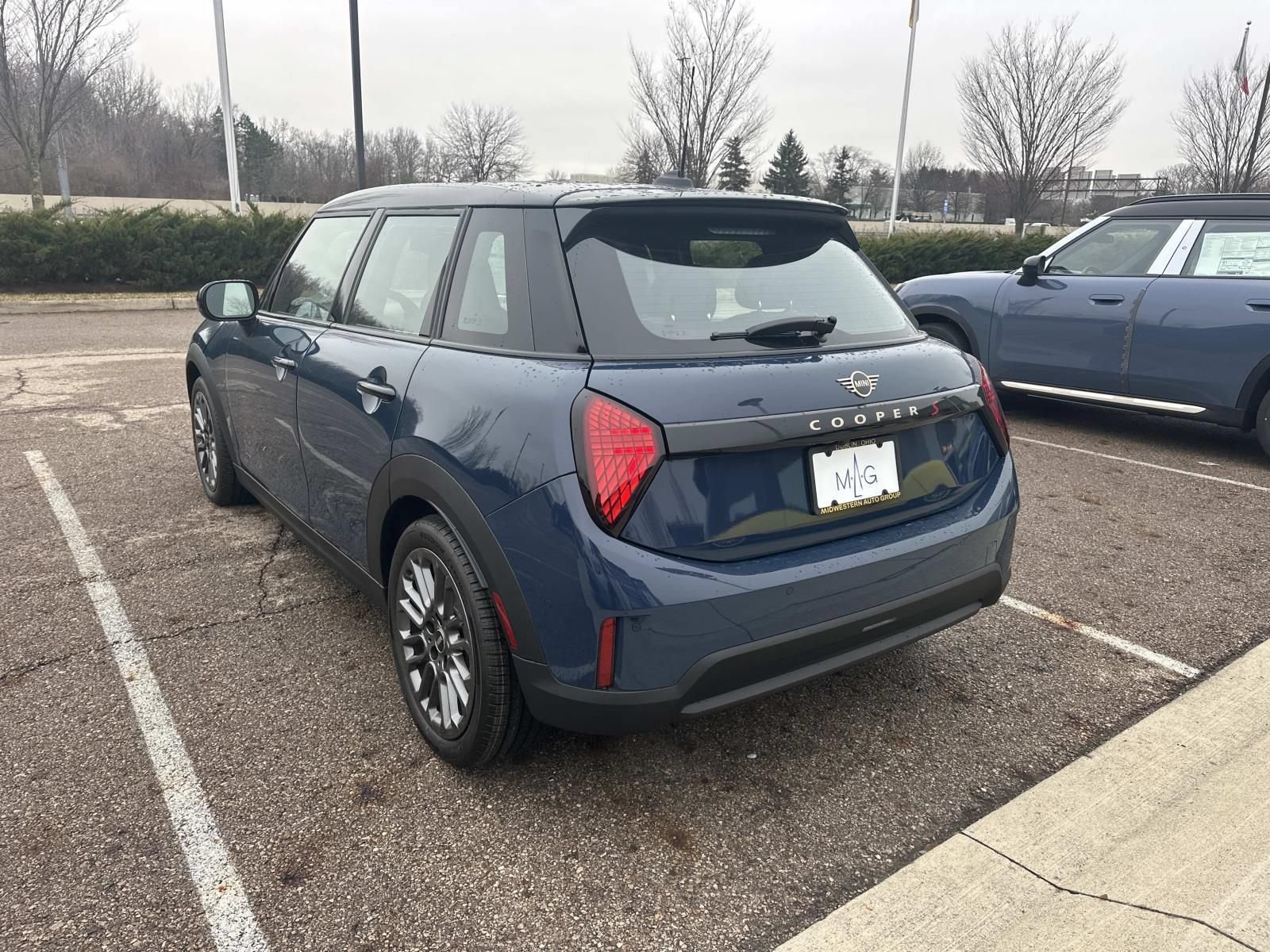 New 2026 MINI Cooper S FWD image 5
