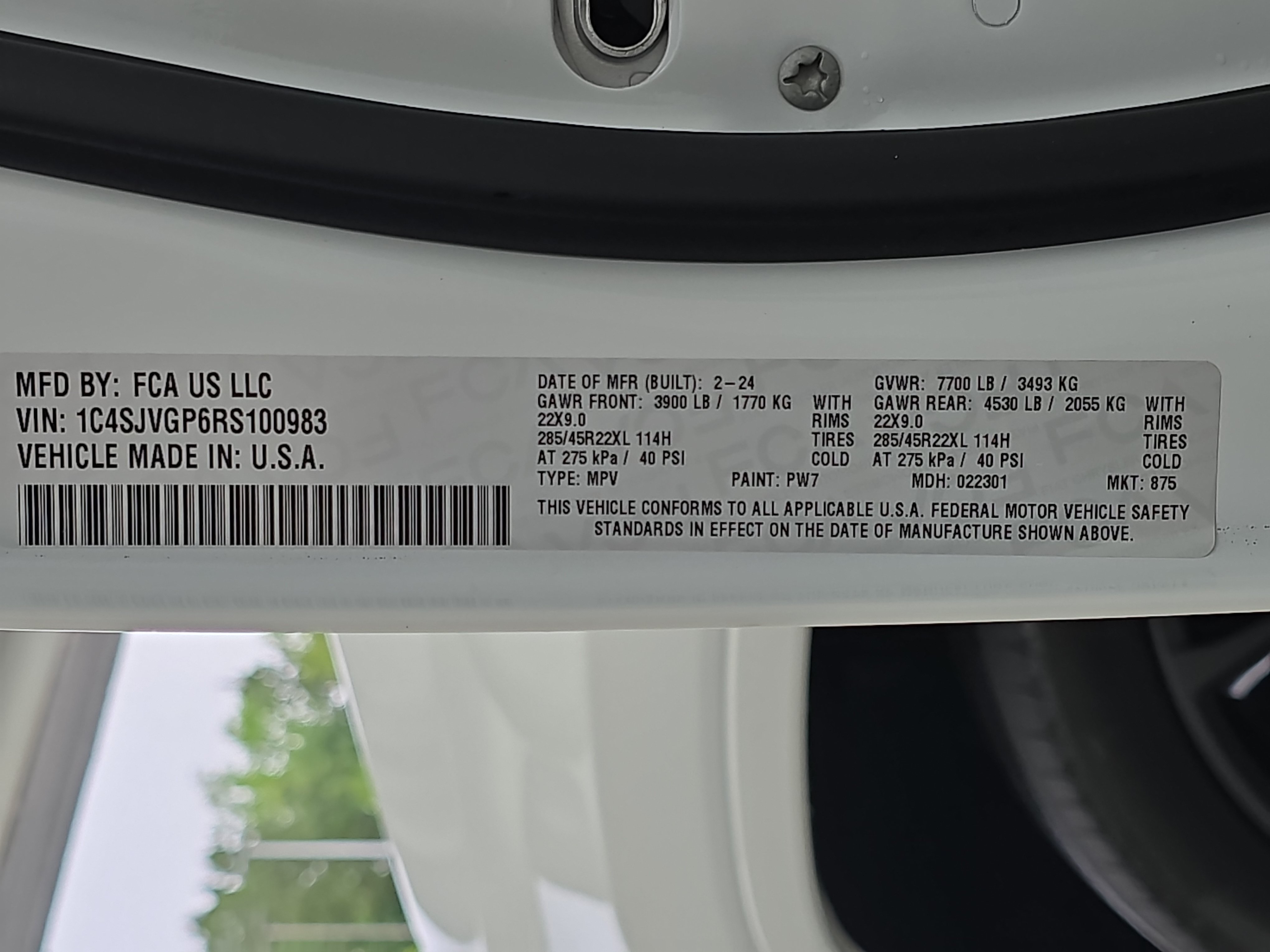 Used 2024 Jeep Grand Wagoneer Series III w/ Quick Order Packagew 28T AWD/4WD image 40
