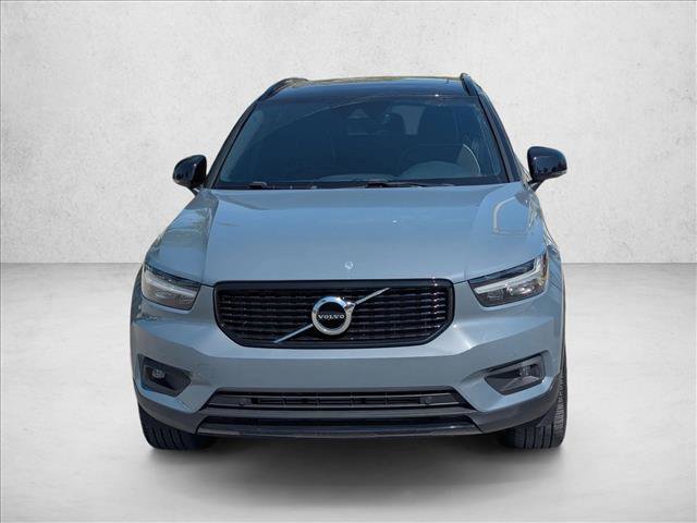 Used 2021 Volvo XC40 T5 R-Design video 2