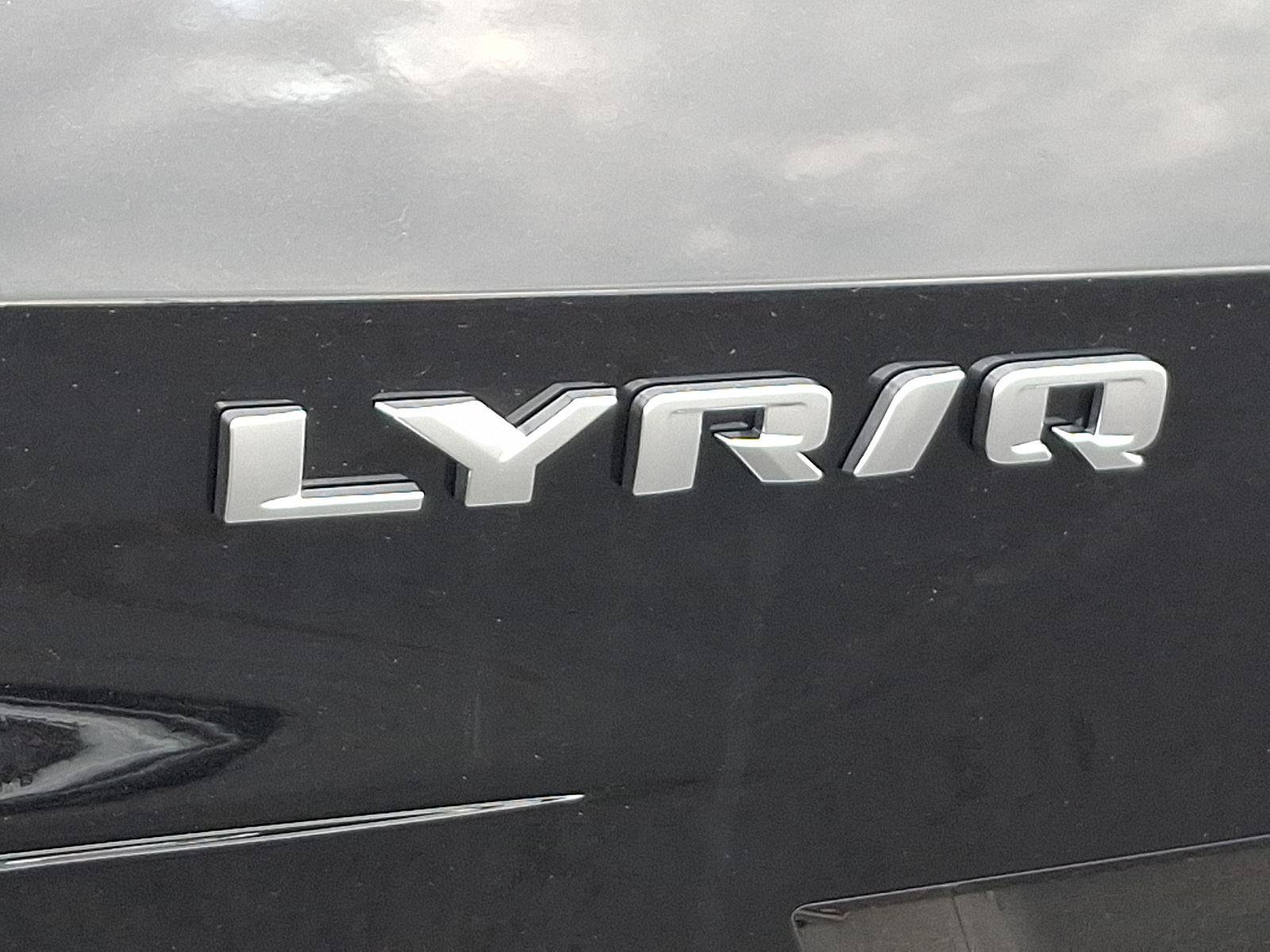 New 2026 Cadillac Lyriq Luxury AWD/4WD image 12