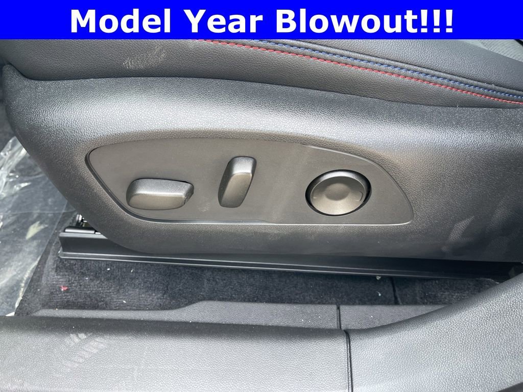 New 2024 Chevrolet Blazer EV RS image 14