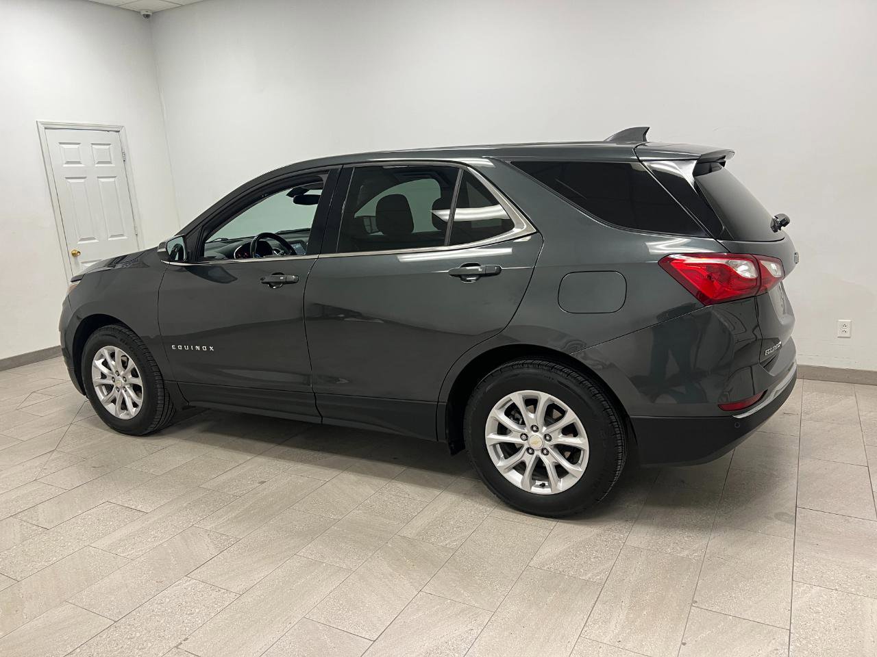 Used 2019 Chevrolet Equinox LT image 9