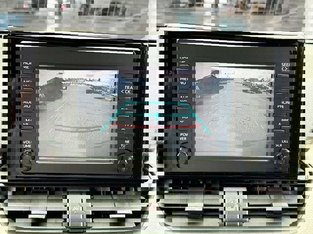 Used 2019 Toyota RAV4 XLE w/ Convenience Package image 11