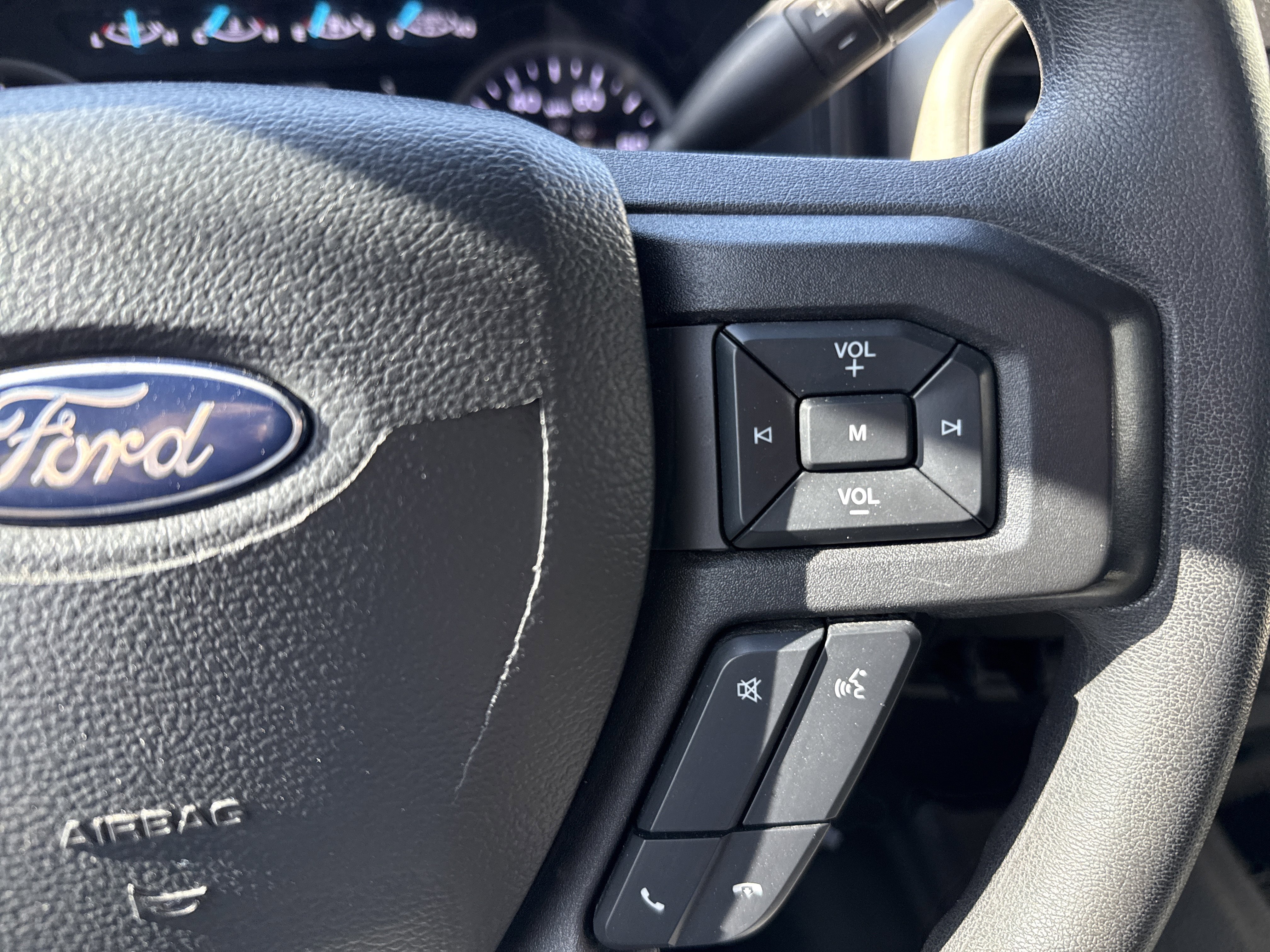 Used 2022 Ford F350 XL w/ Power Equipment Group AWD/4WD image 18