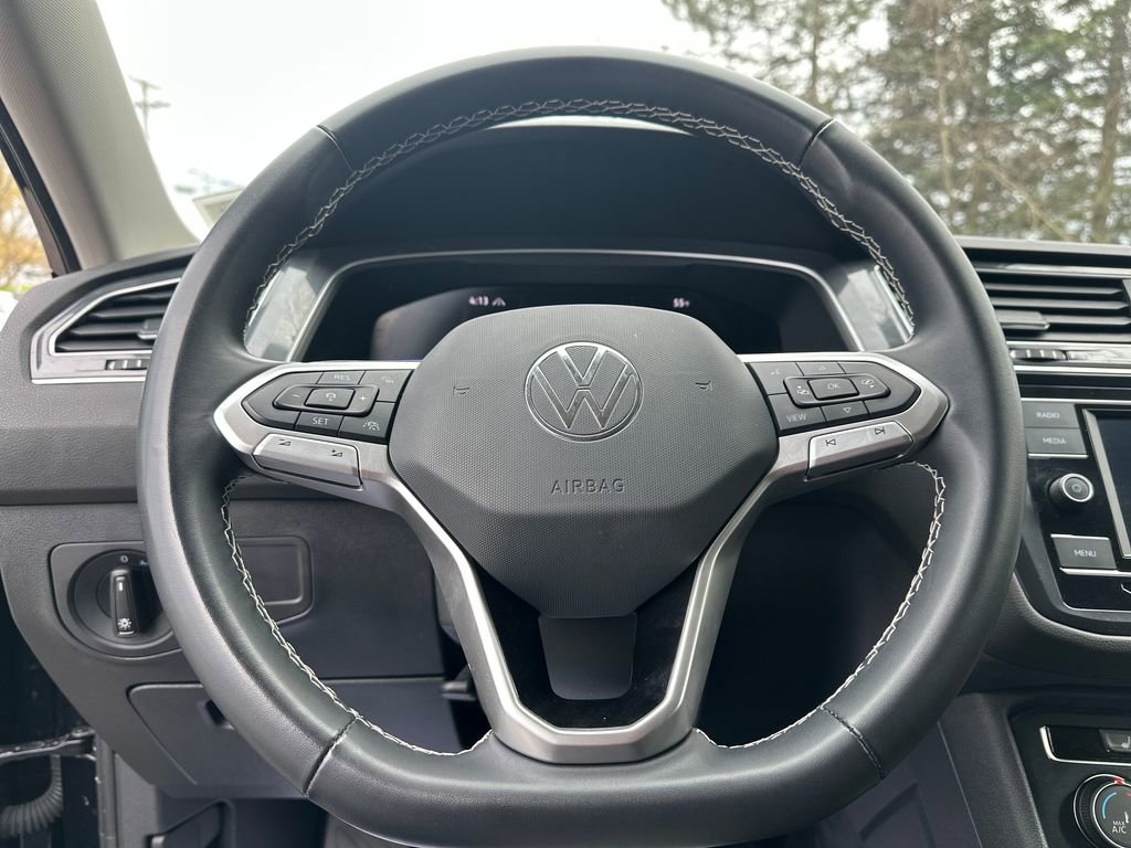 Used 2024 Volkswagen Tiguan S AWD/4WD image 8