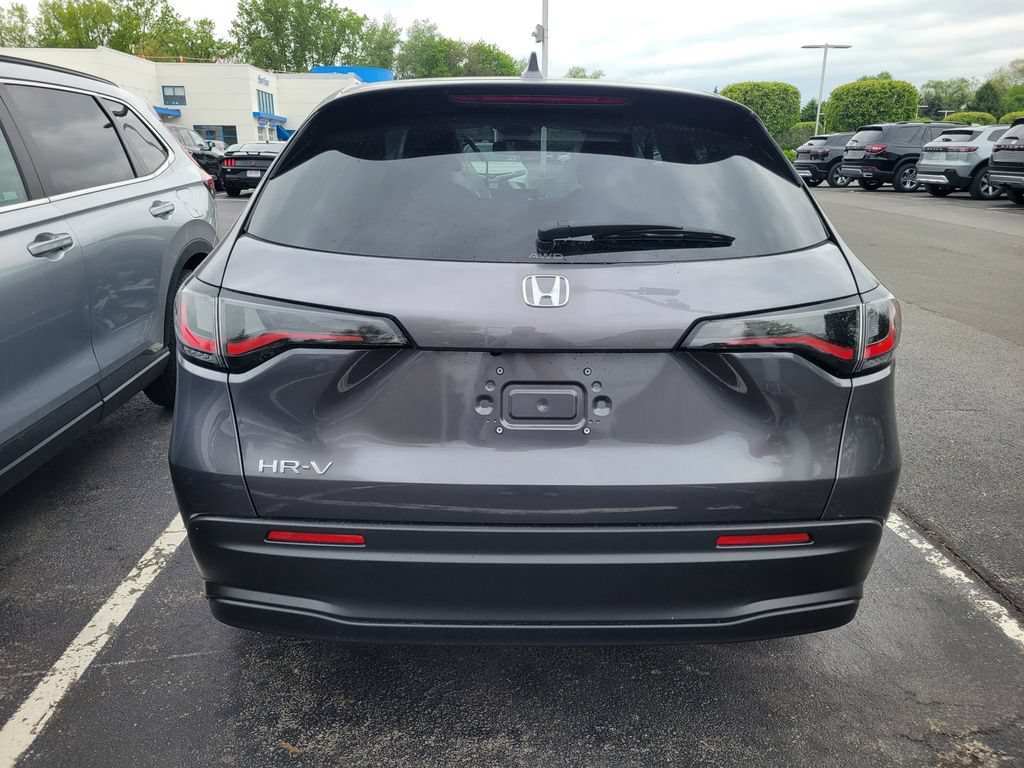 New 2027 Honda HR-V LX image 4