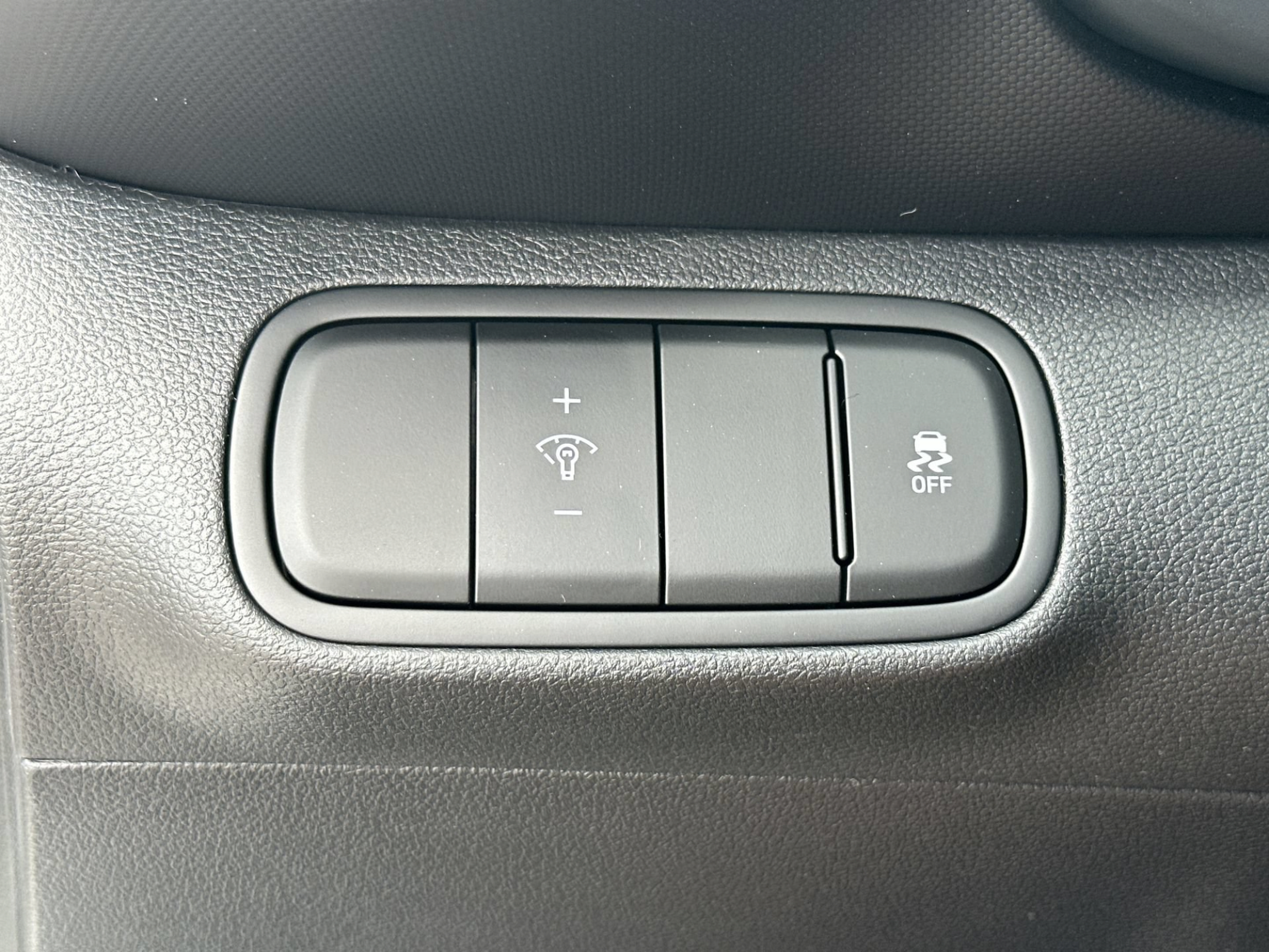 New 2026 Hyundai Venue SE FWD image 16