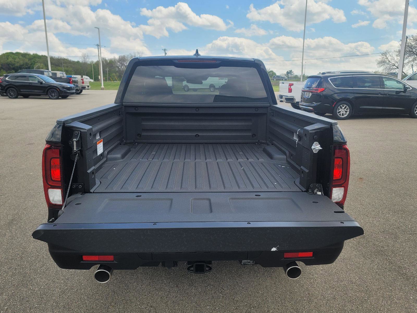 New 2026 Honda Ridgeline Sport image 3