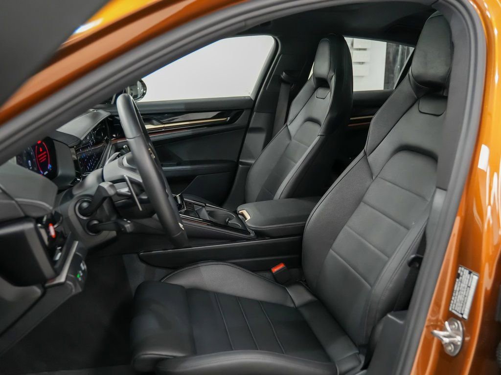 Used 2025 Porsche Panamera 4 image 5