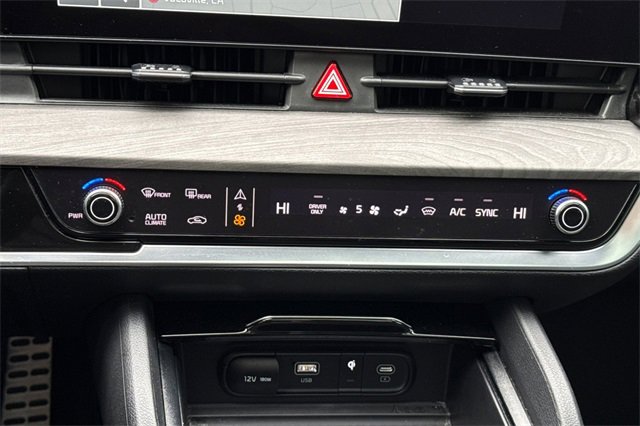 Certified 2023 Kia Sportage X-Line Prestige image 28