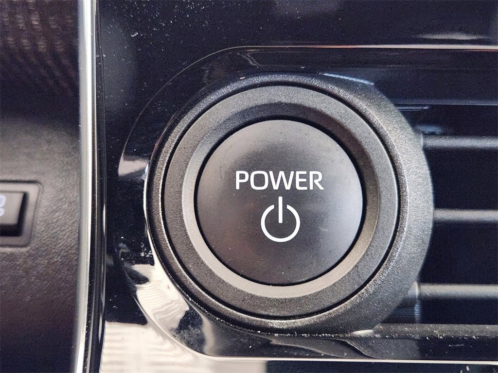 Used 2023 Subaru Solterra AWD image 16