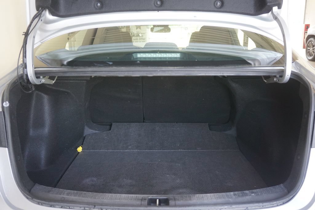 Used 2024 Toyota Corolla LE FWD image 14