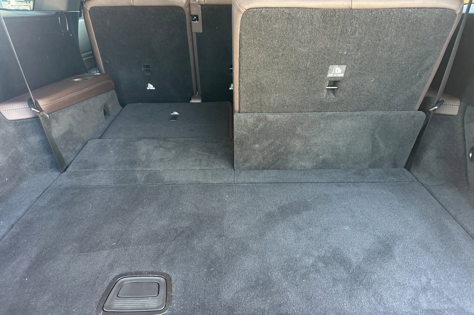 Used 2022 Mercedes-Benz GLS 450 4MATIC image 35